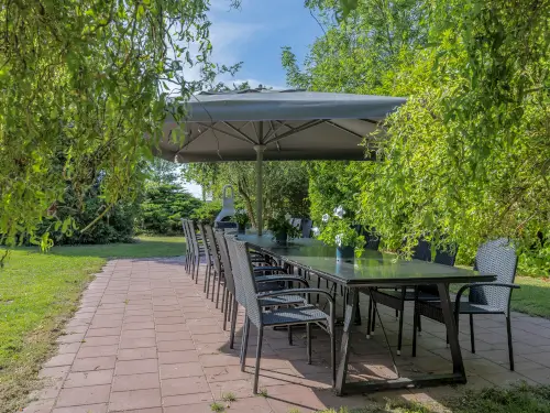 Exclusieve vakantiewoning inclusief privé binnenzwembad, bubbelbad & sauna