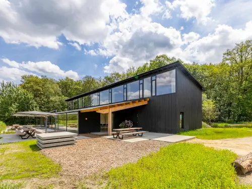 Luxe vakantiehuis op bosrijk Limburgs landgoed